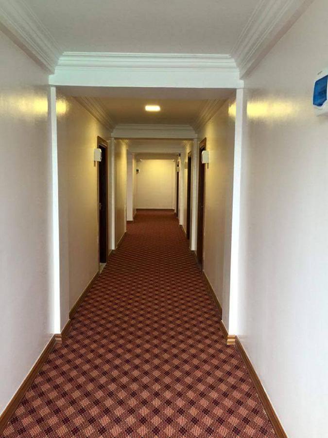 Venus Star Hotel Yangon Dış mekan fotoğraf