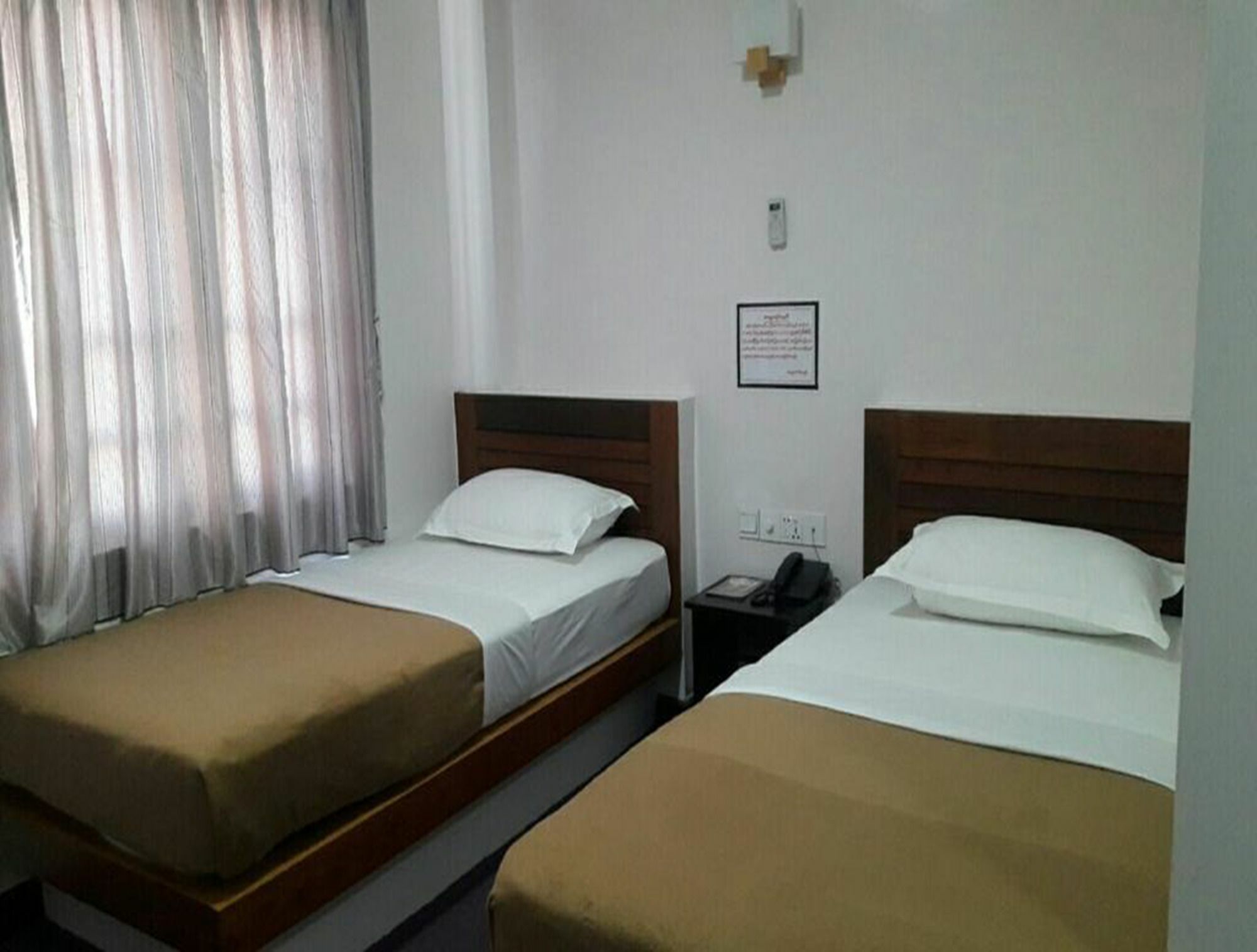 Venus Star Hotel Yangon Dış mekan fotoğraf